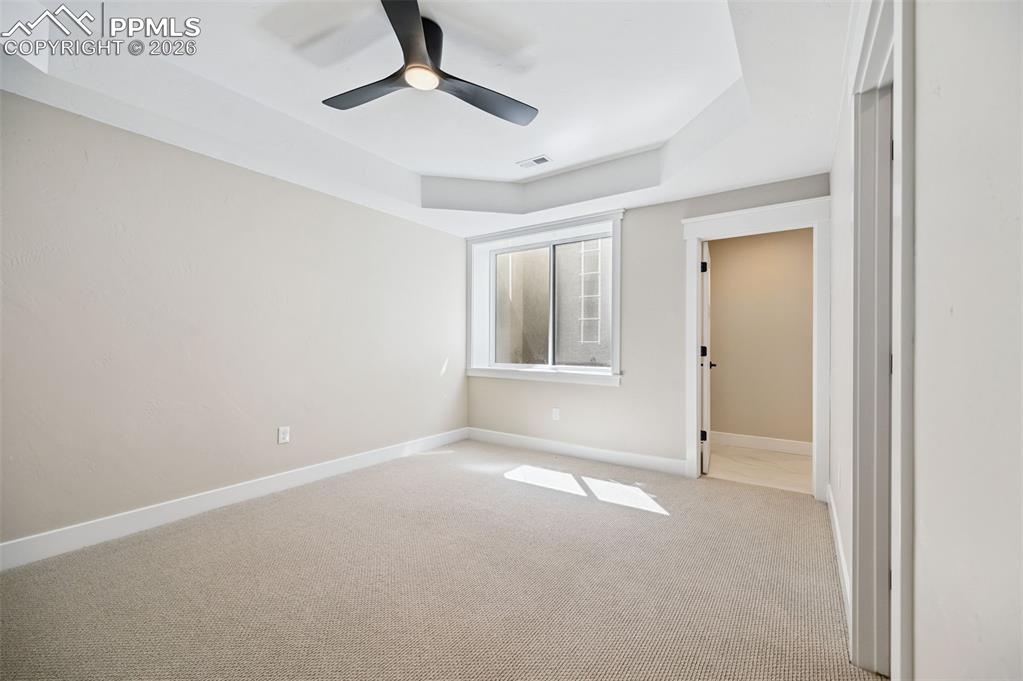 Image 42 of 50: Bedroom