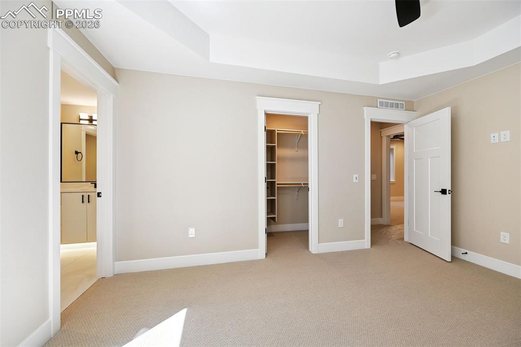 Image 43 of 50: Bedroom