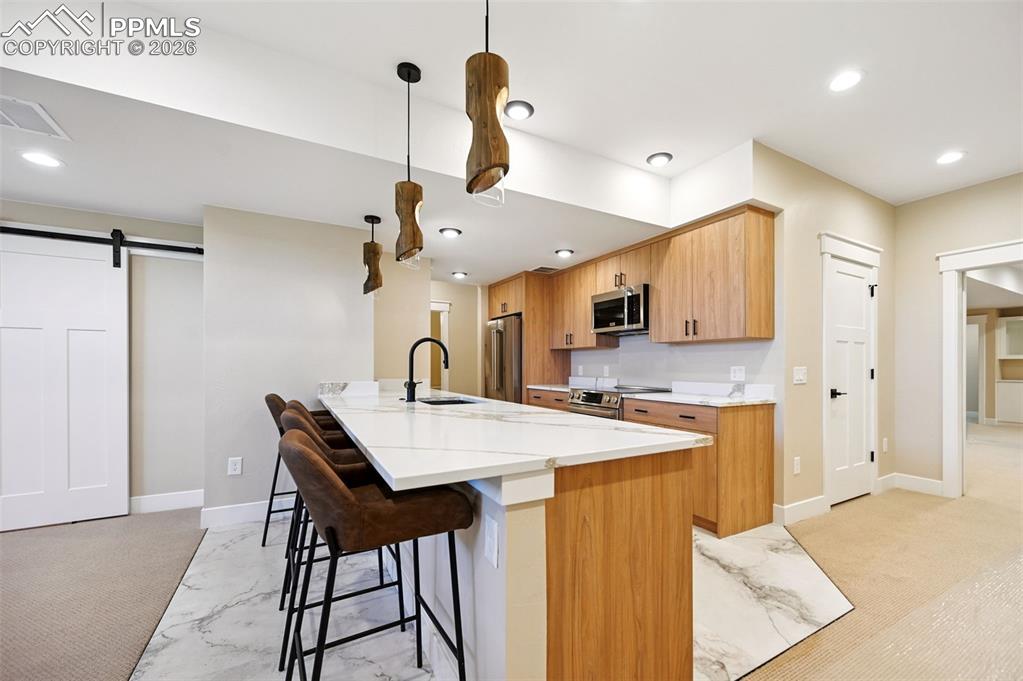 Image 48 of 50: Kitchen