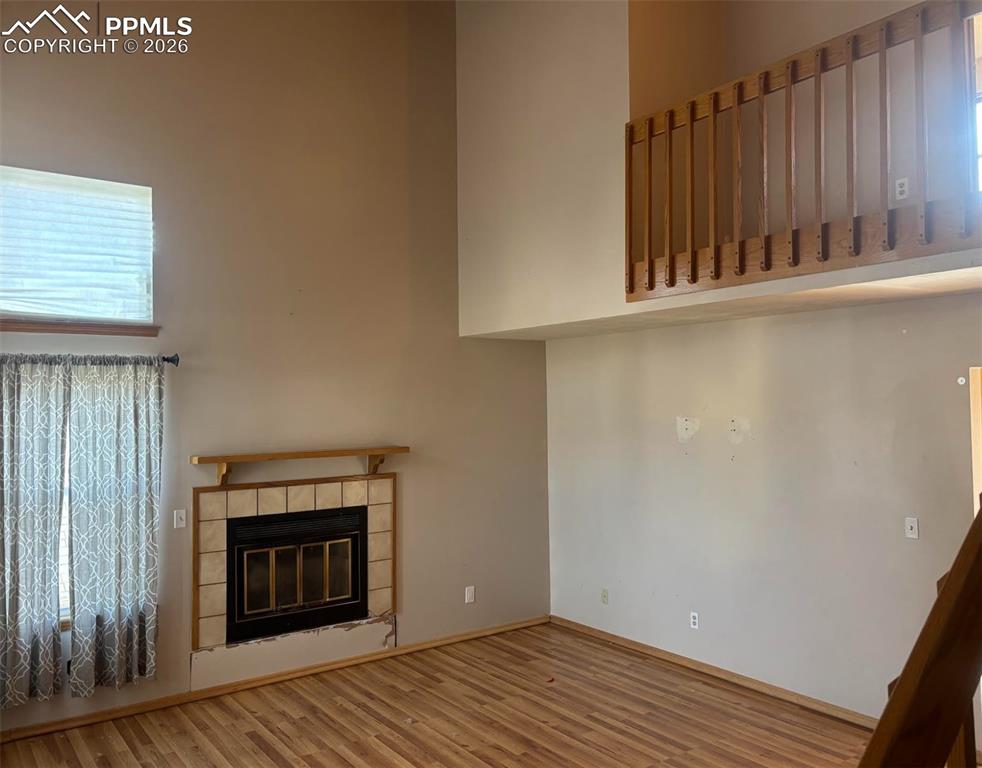 Image 2 of 12: Living Room