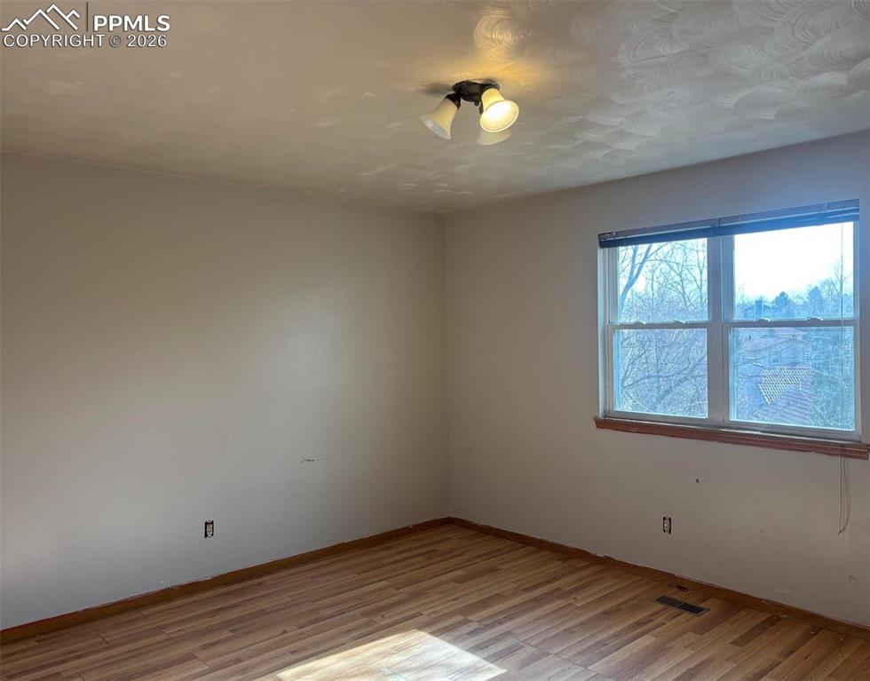 Image 7 of 12: Other