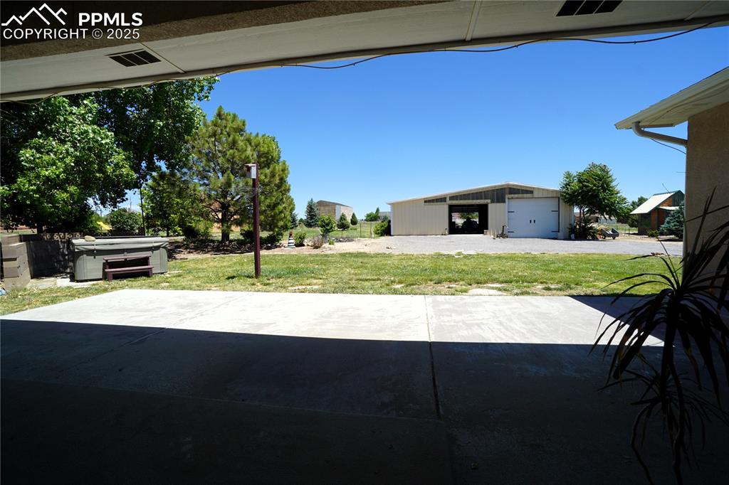 Image 45 of 49: Patio