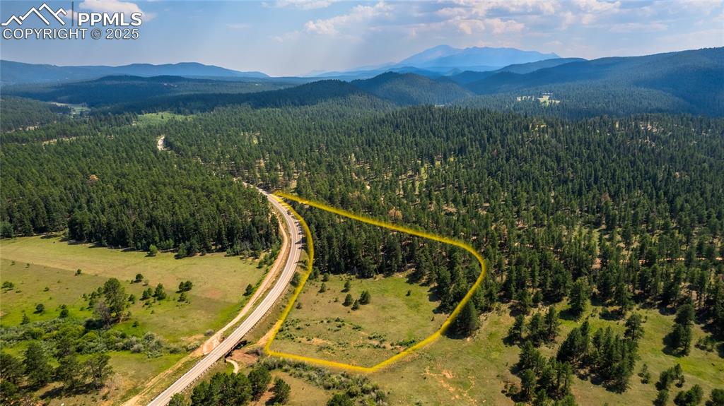 Image 20 of 36: Property Lines are Approximate and not a survey