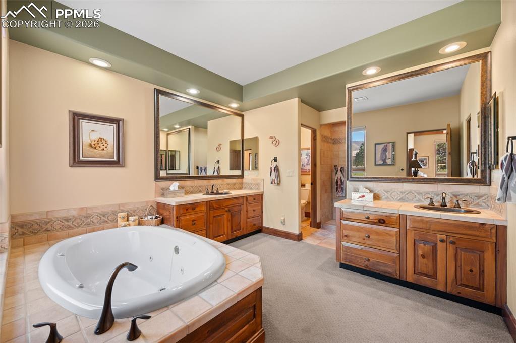 Image 22 of 50: No Description Available