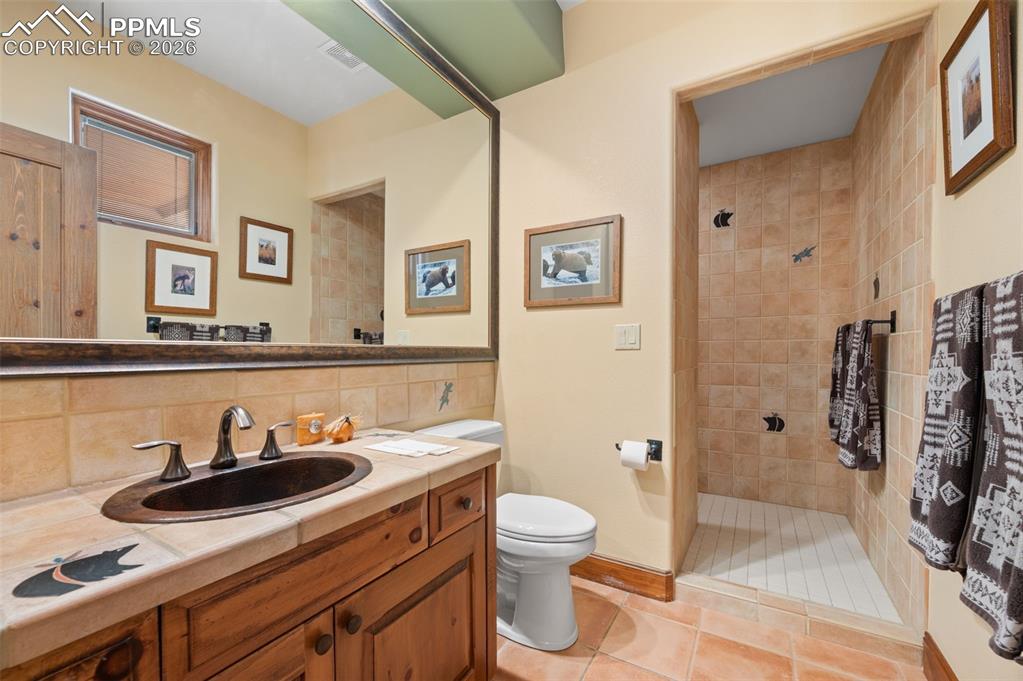 Image 27 of 50: No Description Available