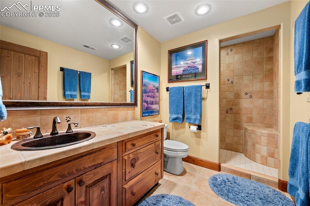 Image 32 of 50: No Description Available