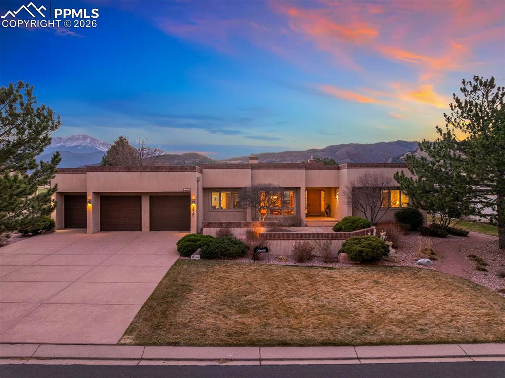 Image 38 of 50: No Description Available