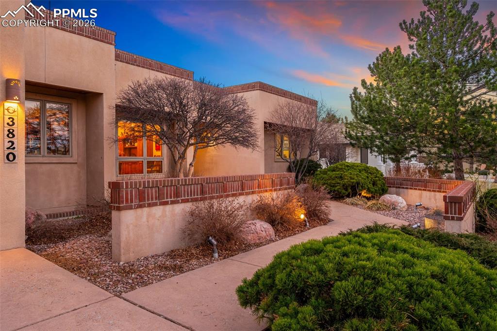 Image 4 of 50: No Description Available