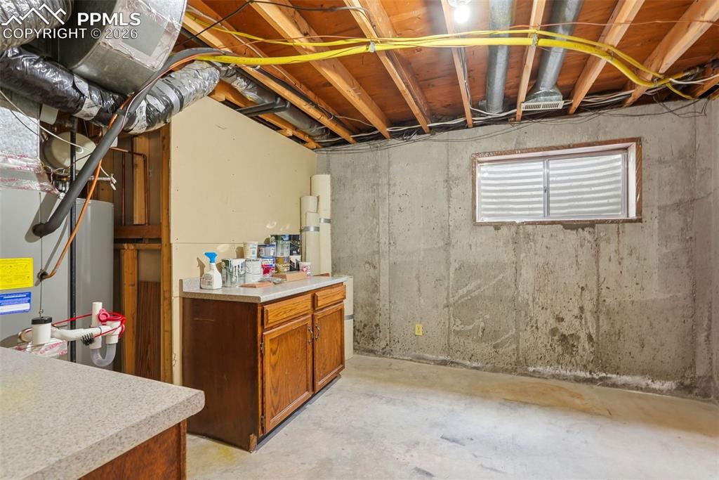 Image 40 of 50: Basement