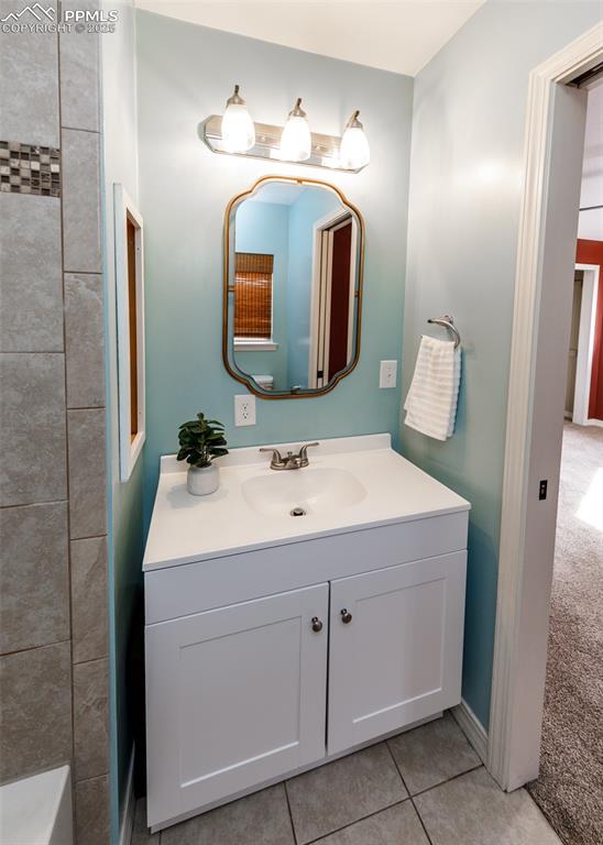 Image 27 of 45: Bathroom