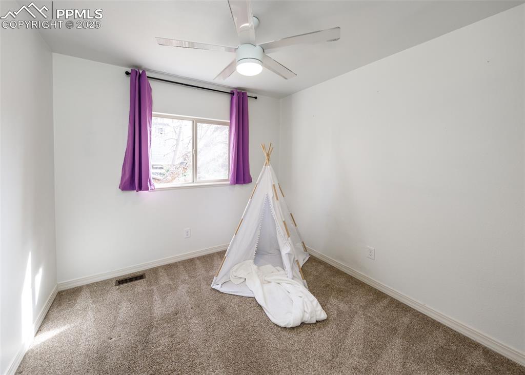 Image 29 of 45: Game Room