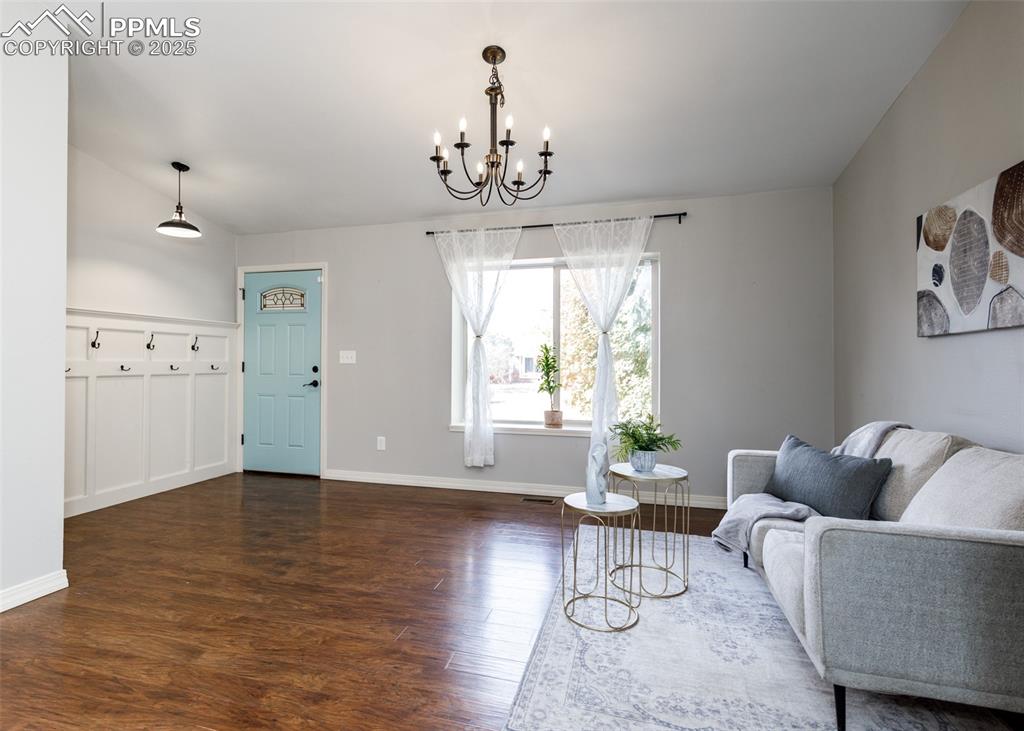 Image 8 of 45: Living Room