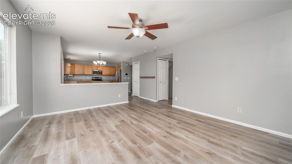 Image 8 of 31: Living Room