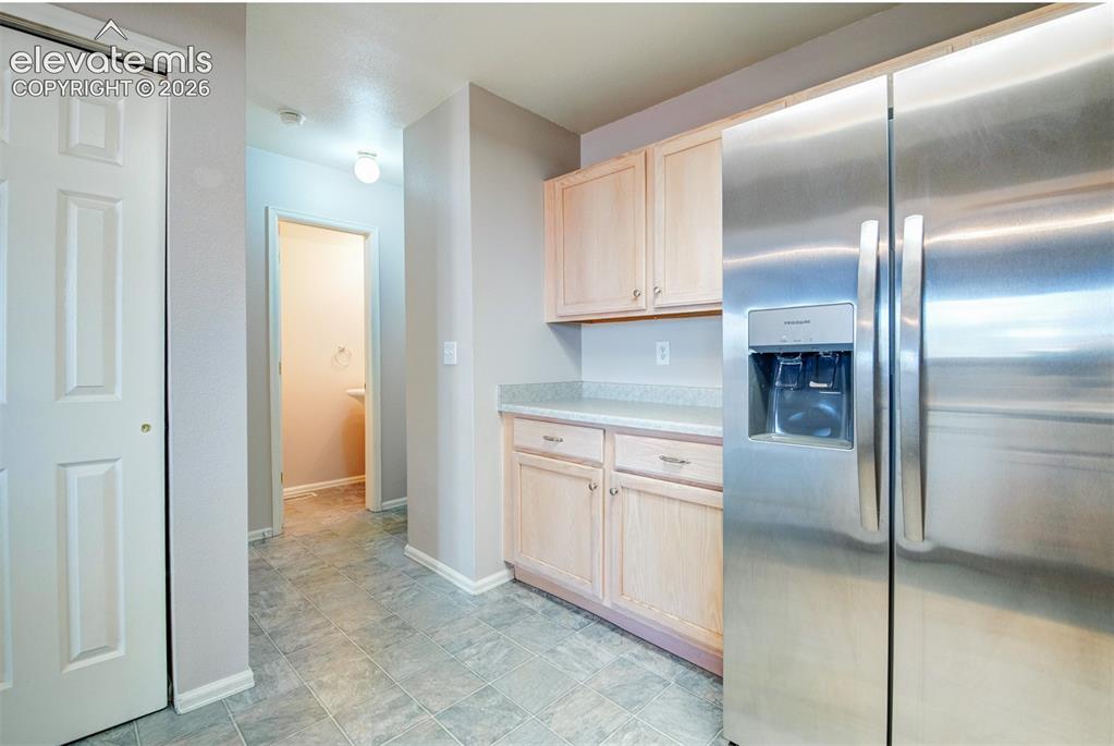 Image 15 of 35: Kitchen