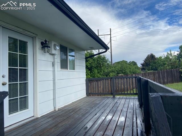 Image 18 of 26: View of deck