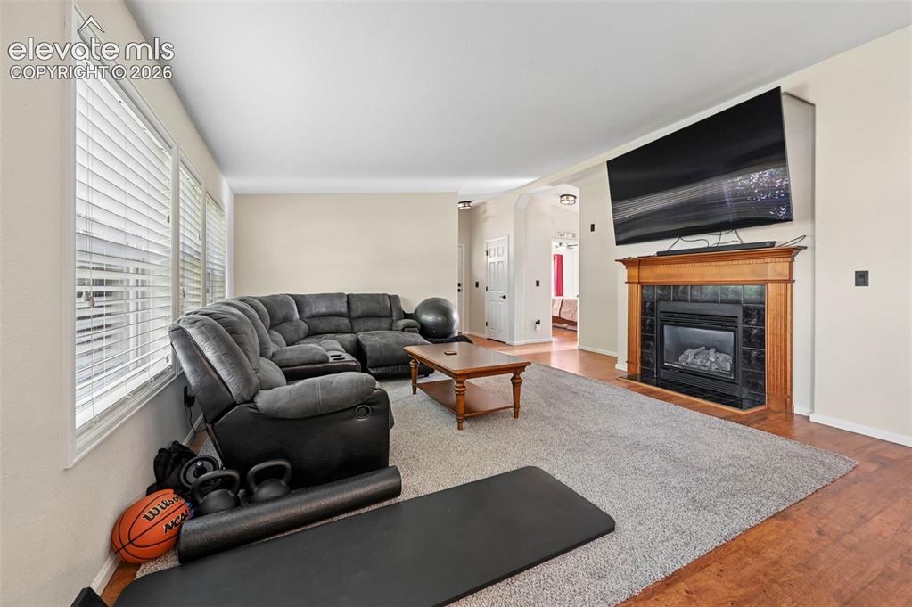 Image 12 of 33: Living Room