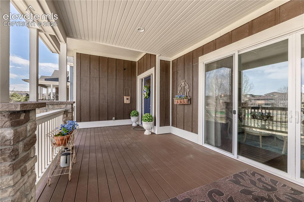 Image 6 of 42: Deck