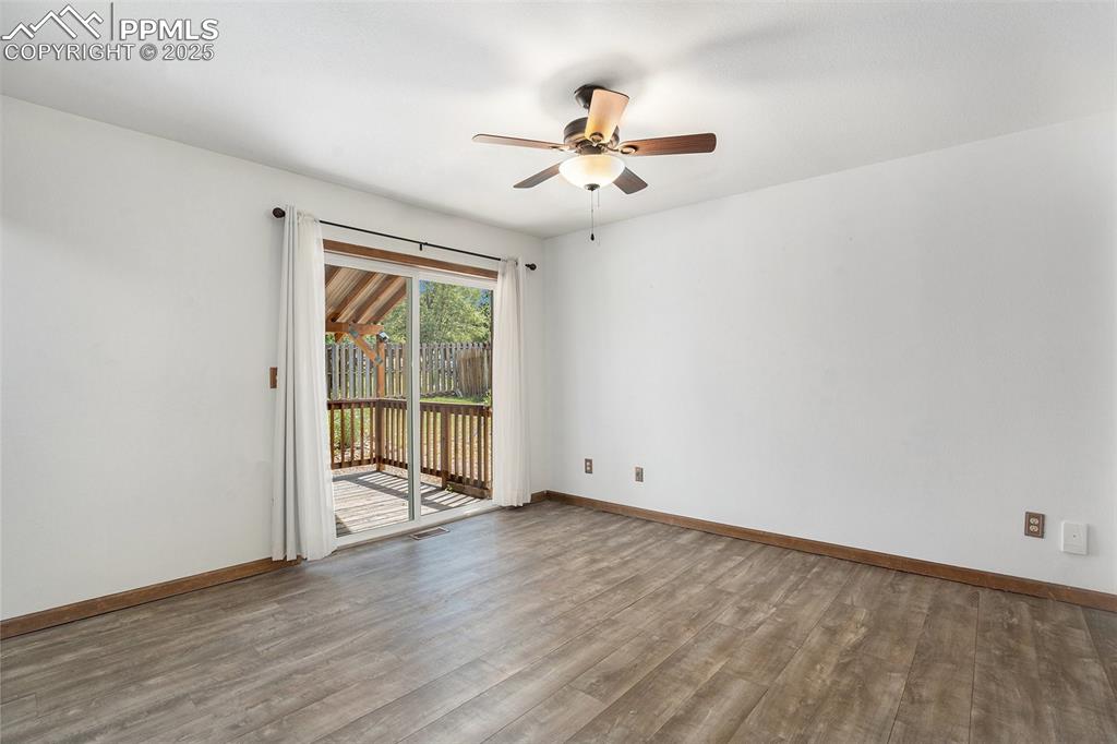 Image 19 of 35: Master Bedroom