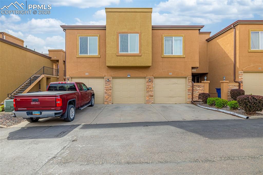 Image 25 of 31: Front of Structure