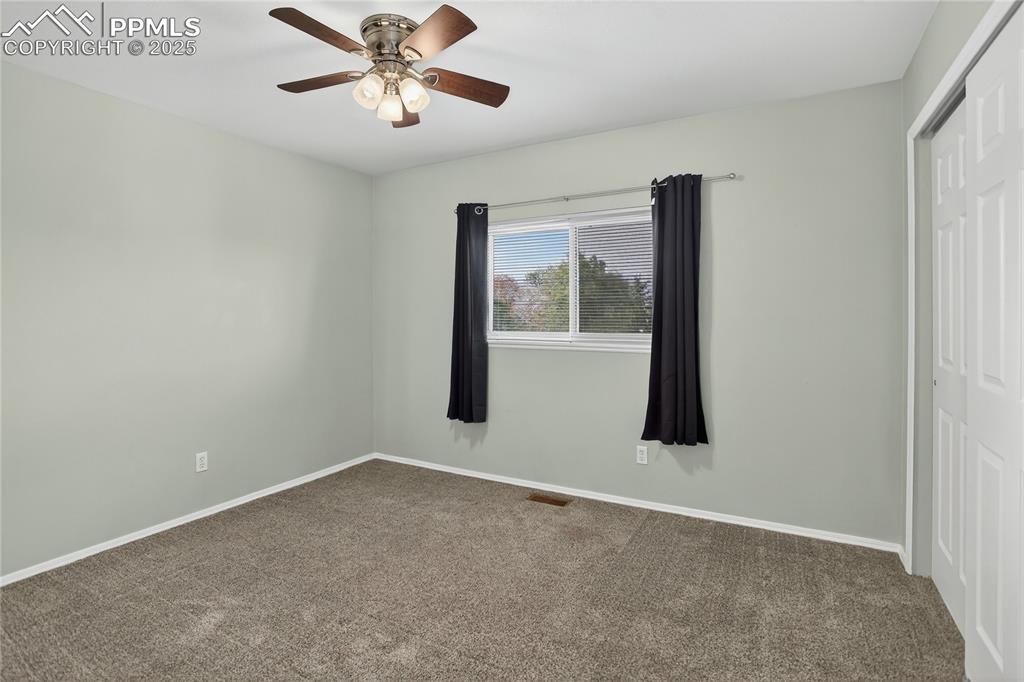 Image 16 of 28: Bedroom 3 - upper level