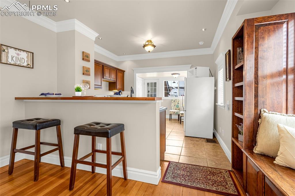 Image 6 of 38: Kitchen