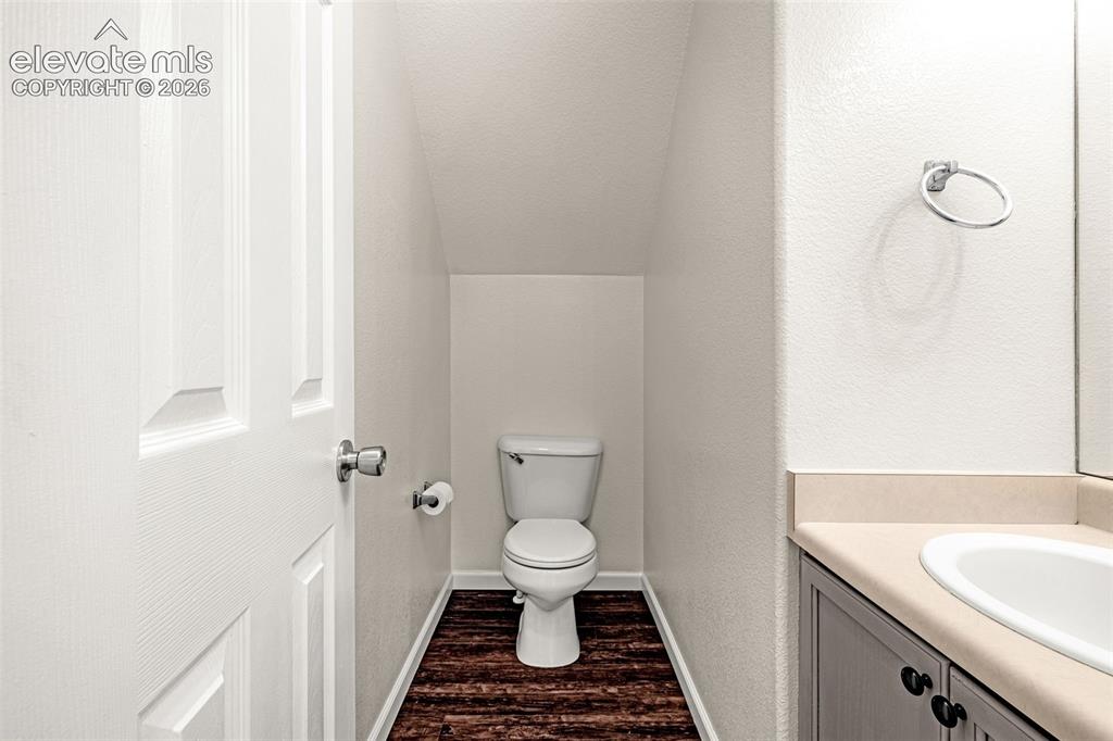 Image 15 of 49: Bathroom