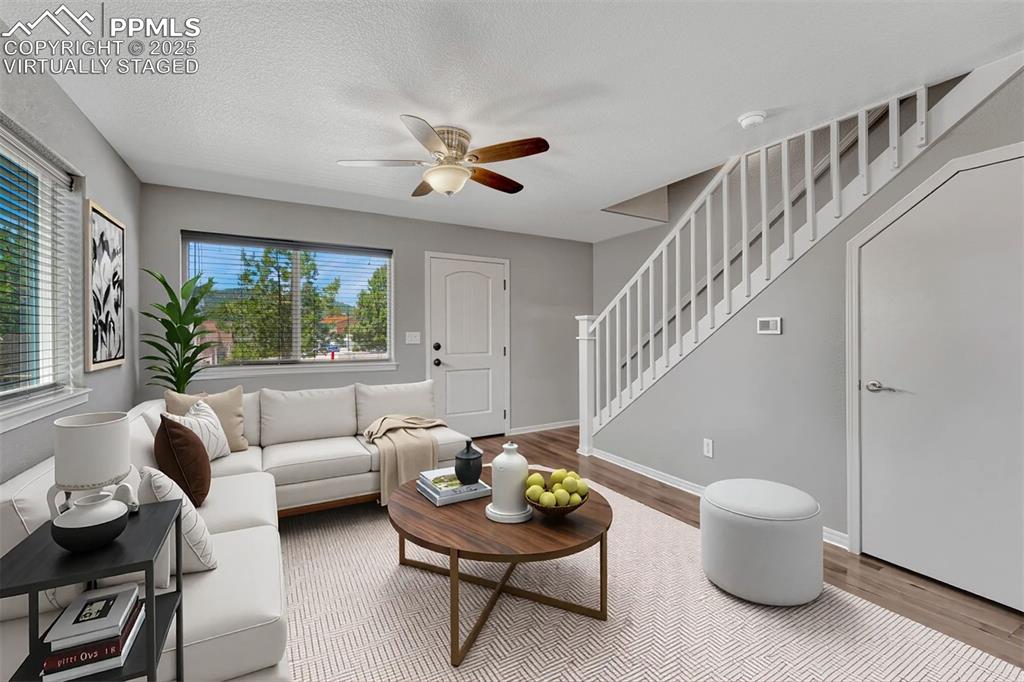 Image 3 of 25: Virtually Staged