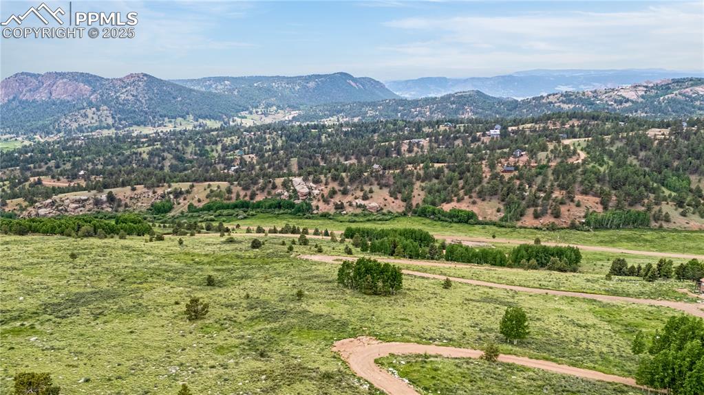 Image 6 of 25: View