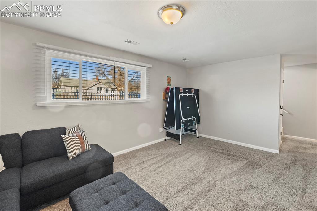 Image 22 of 50: Sitting Room