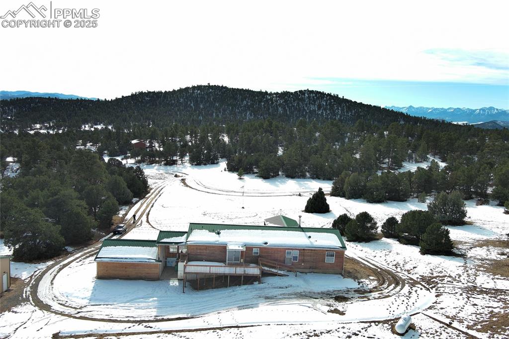 Image 46 of 50: Lay of the land