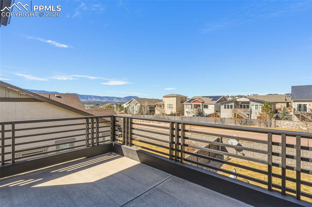 Image 23 of 50: Balcony