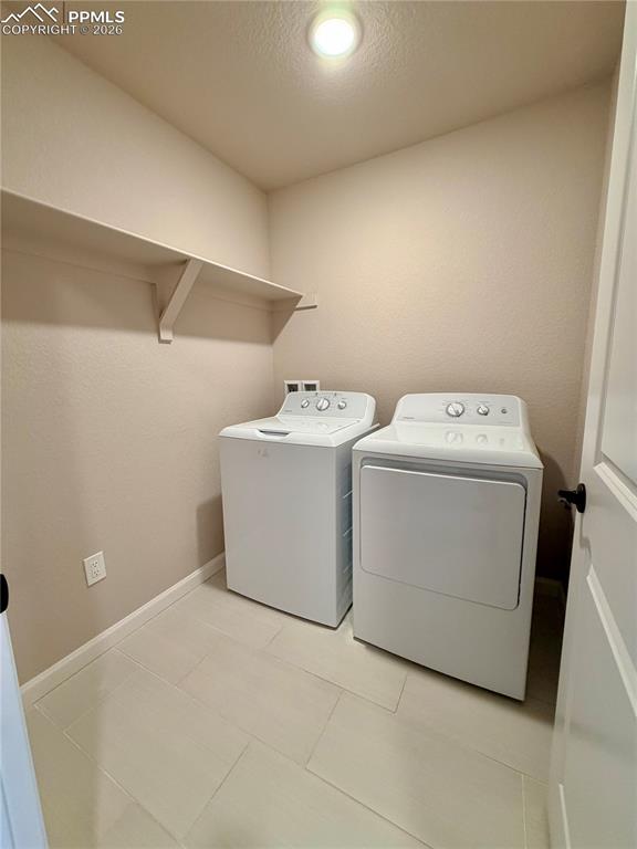 Image 21 of 23: Laundry