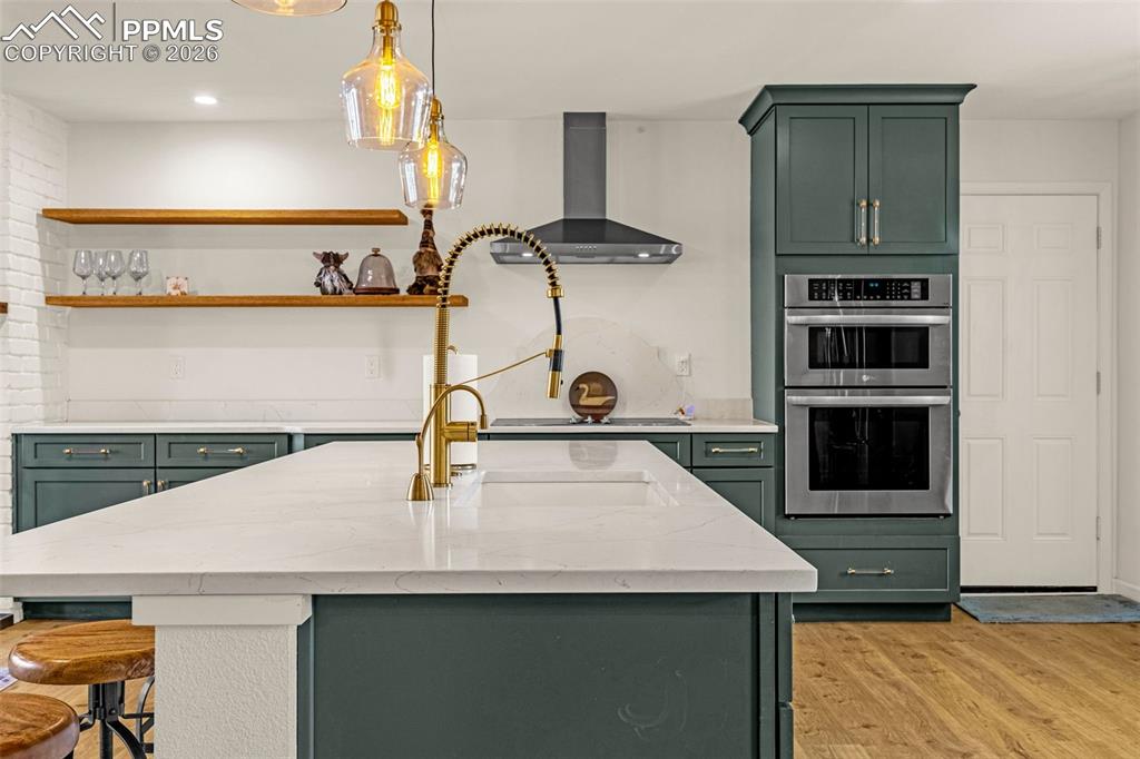 Image 6 of 44: quartz countertops