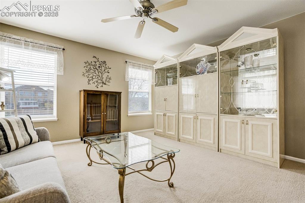 Image 17 of 42: Loft