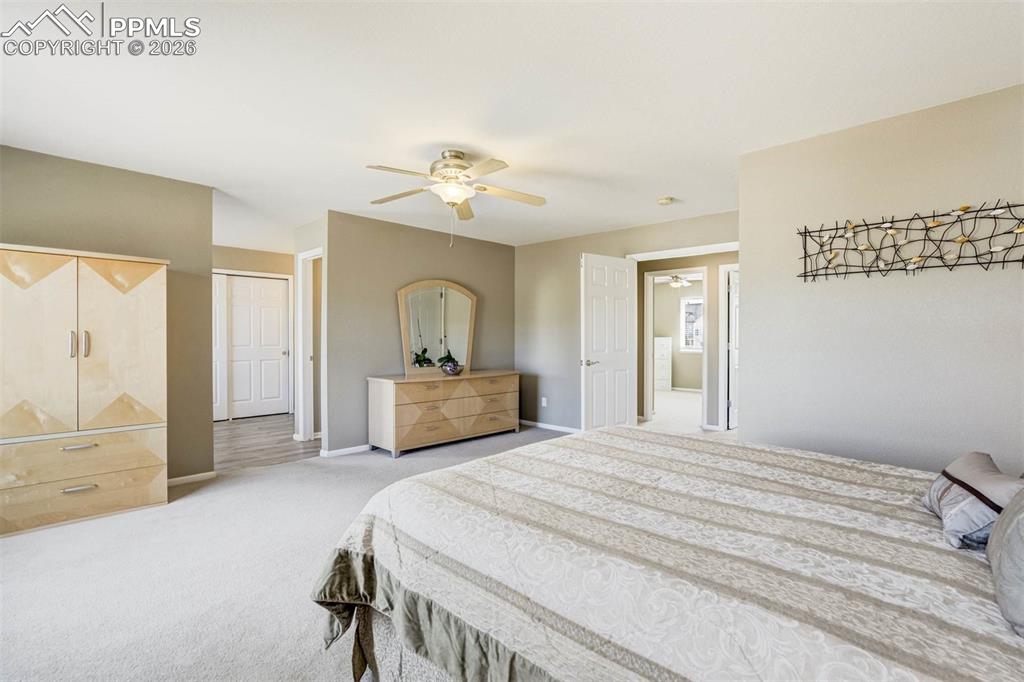 Image 22 of 42: Bedroom