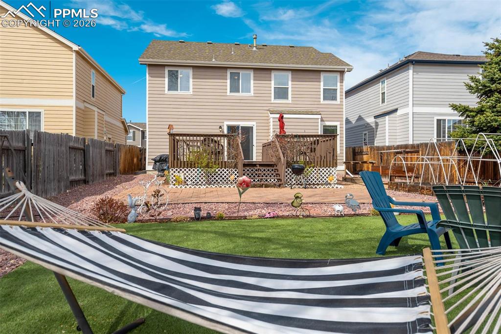 Image 39 of 42: Back of Structure