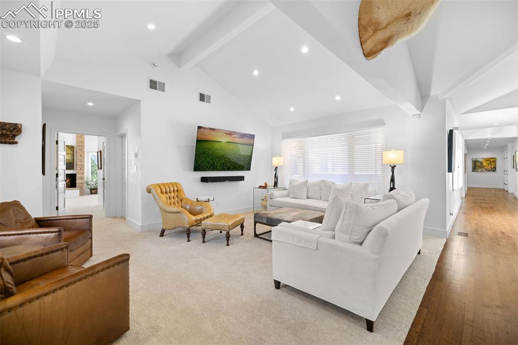 Image 15 of 43: Living Room