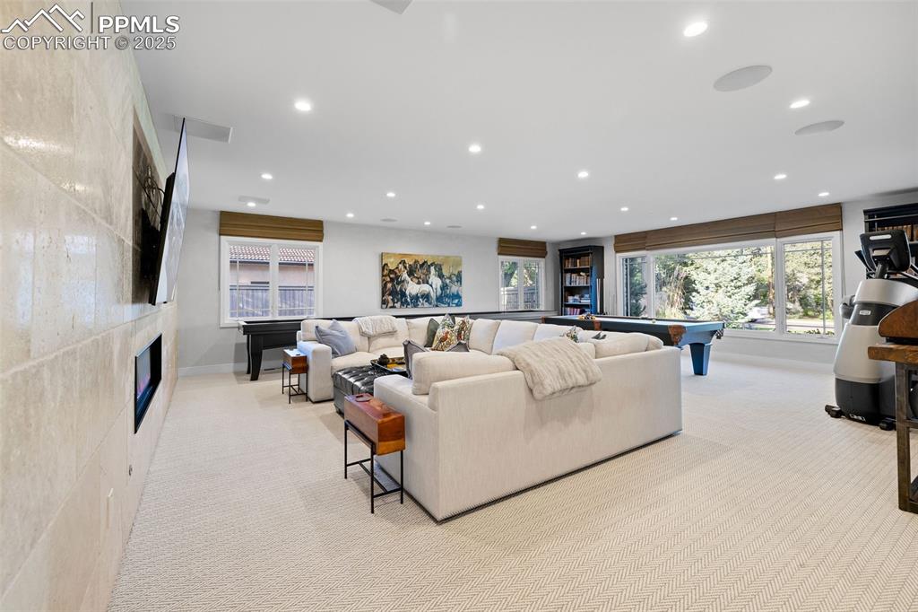 Image 3 of 43: Living Room