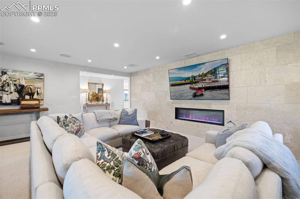 Image 6 of 43: Living Room