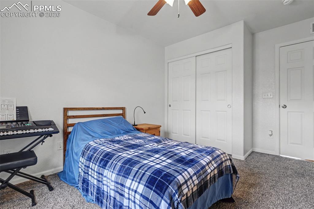 Image 25 of 47: Upper-Level 3rd Bed Photo #2