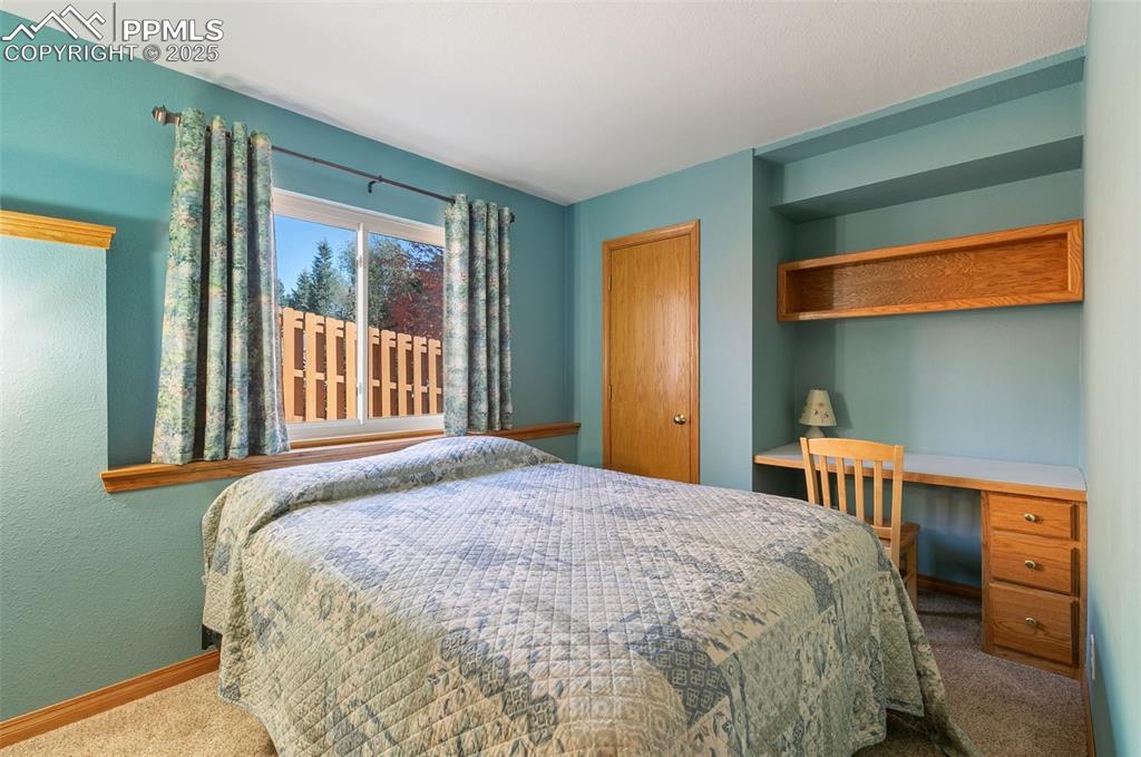 Image 43 of 46: Bedroom