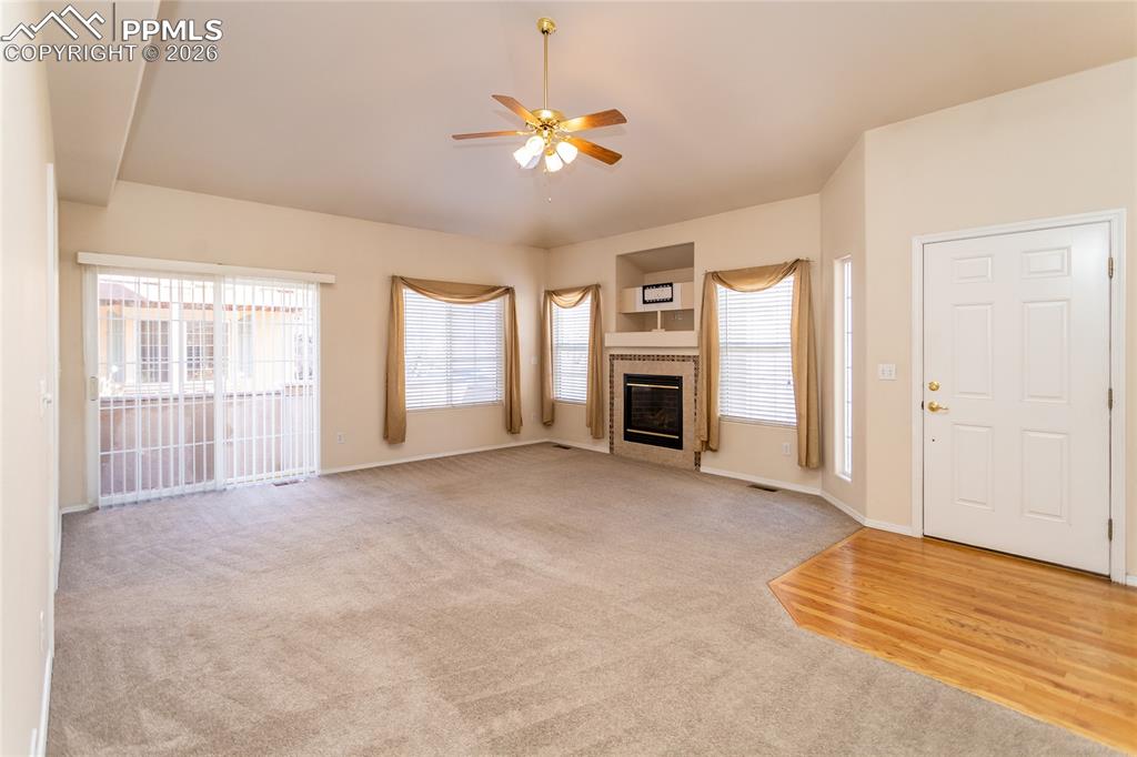 Image 9 of 35: Living Room