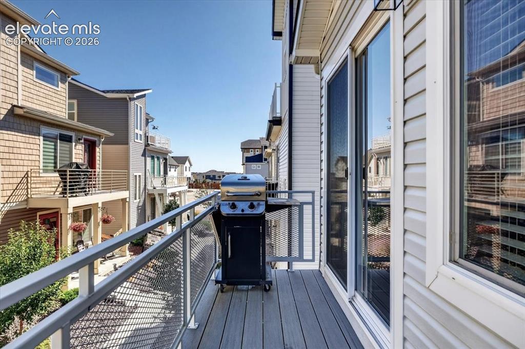 Image 16 of 48: Balcony