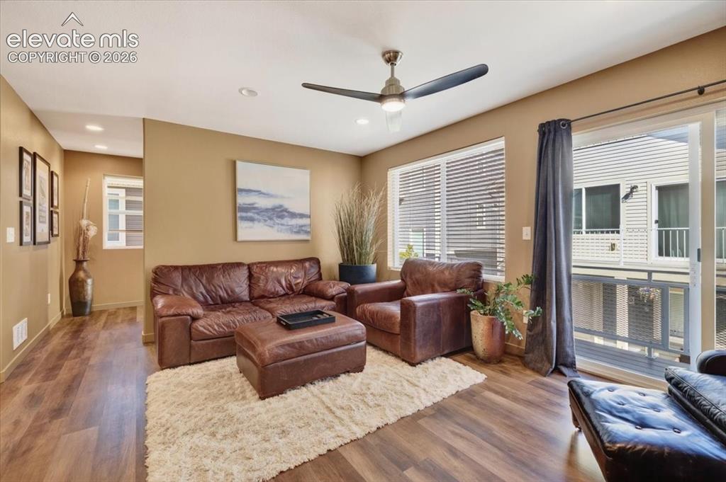 Image 17 of 48: Living Room
