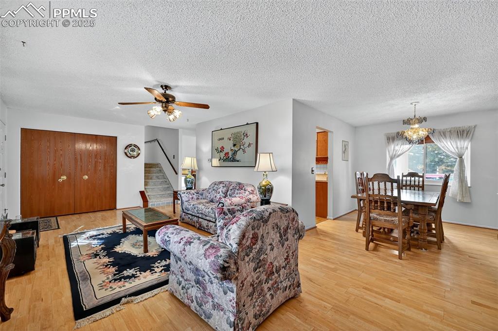 Image 12 of 36: Living Room