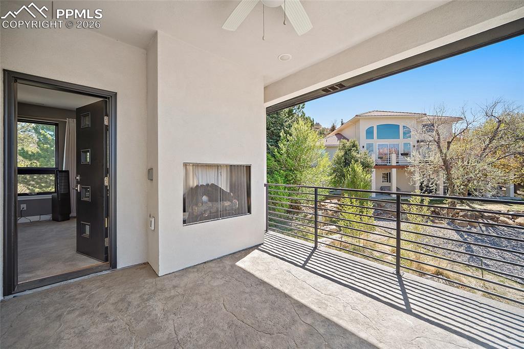 Image 49 of 50: Patio