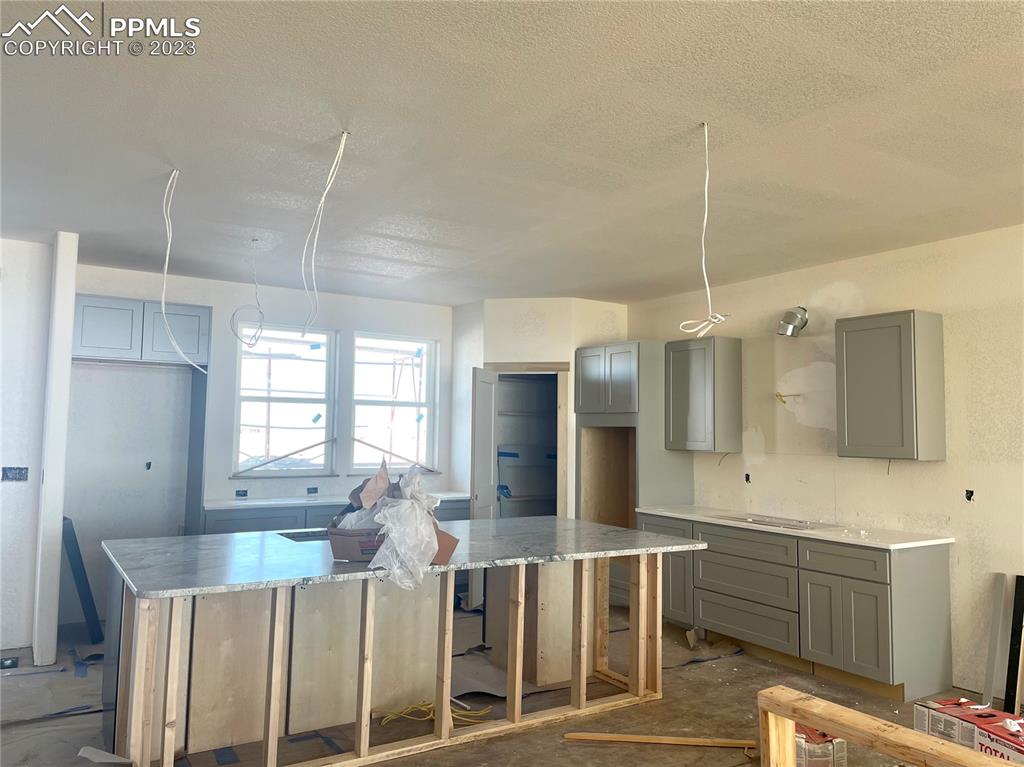 Listing 6659222, Image 8 of 23