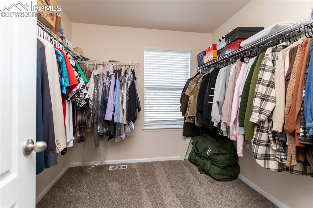 Image 18 of 39: Closet