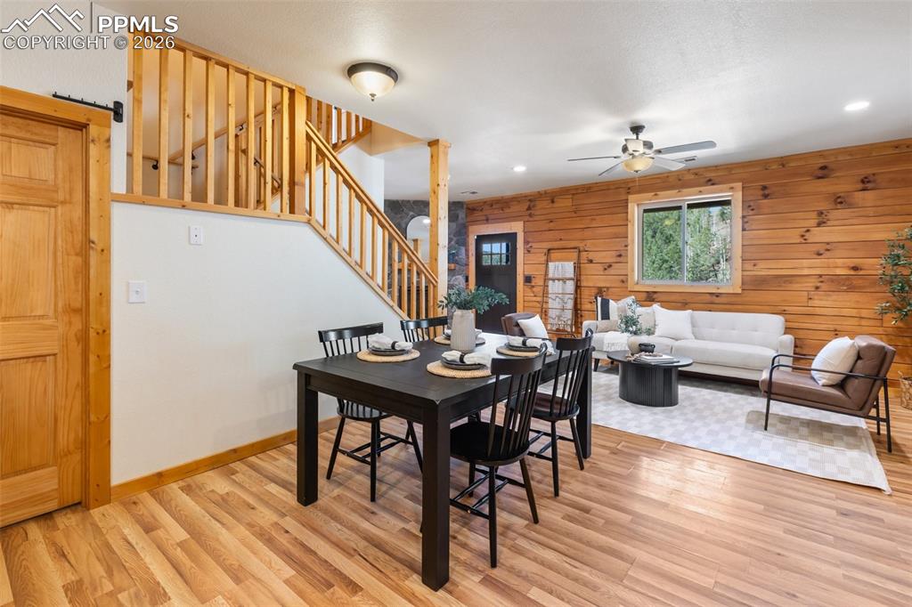 Image 24 of 50: Dining Area