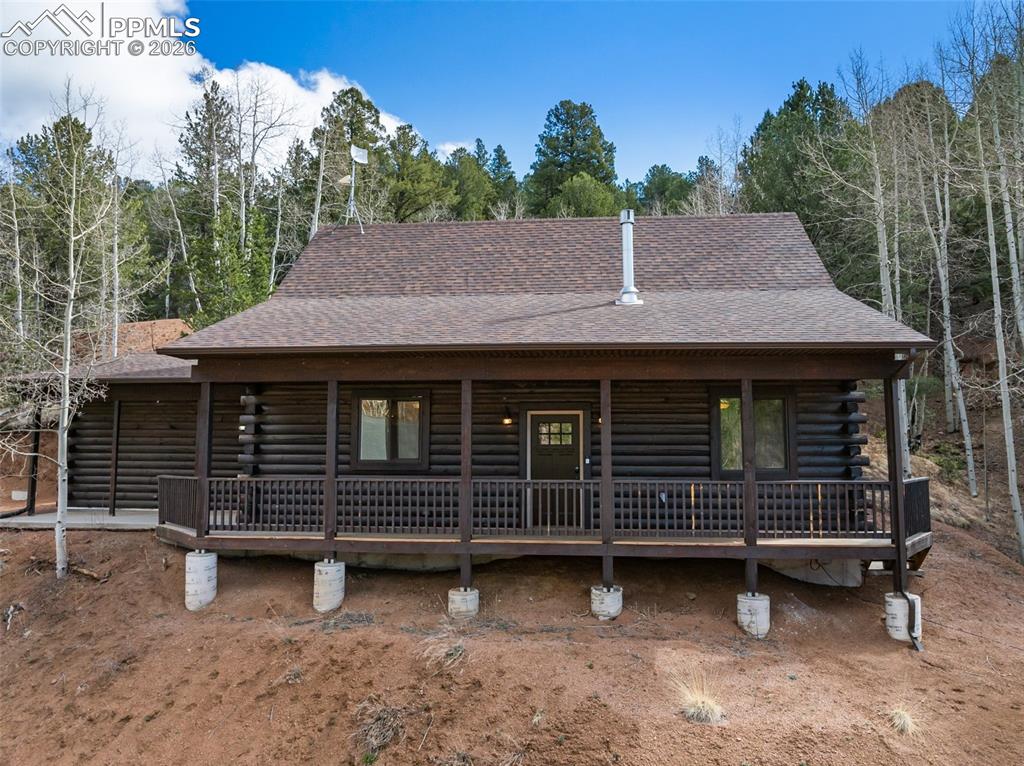 Image 7 of 50: Front of Structure